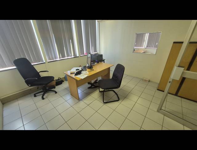 8,000M² VACANT LAND TO LET IN ANDERBOLT
